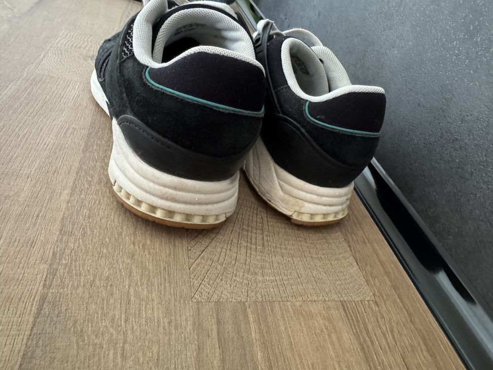 Маратонки Adidas Equipment, номер 38