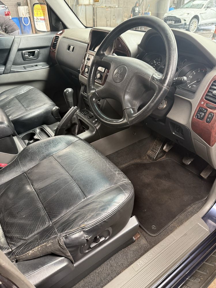 Mitsubishi Pajero Shogun 3.2 DI-D Field