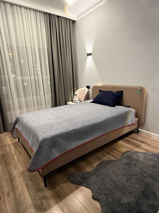 Кровать 120×200 см с матрасом Memory Foam.