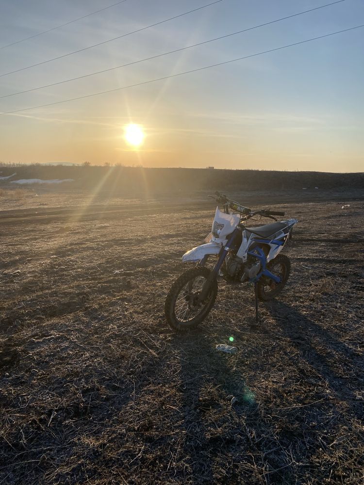 Питбайк 125 кубов