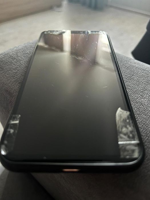 Продам Айфон X в плачевном состояние