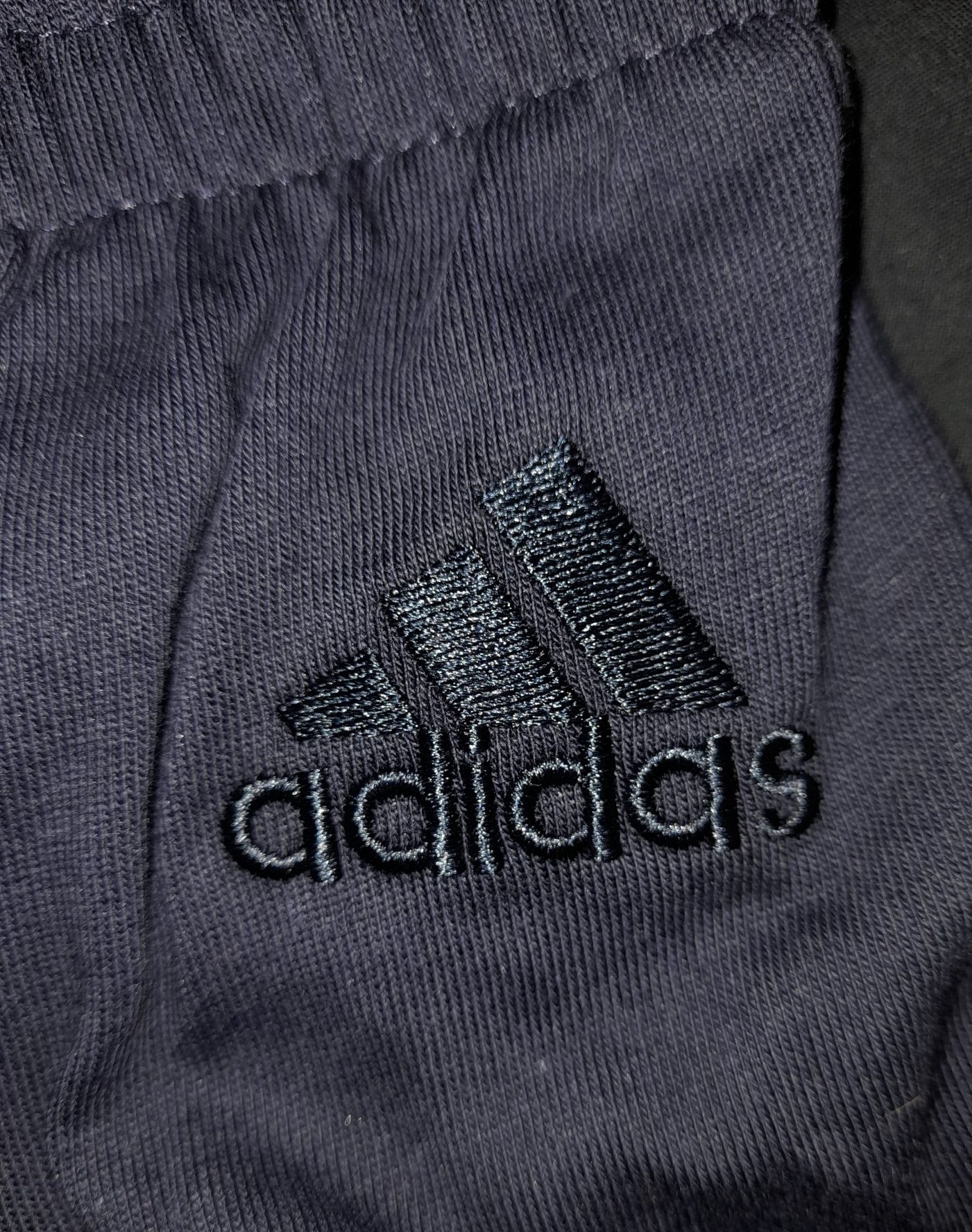 Нови, къси панталони Adidas