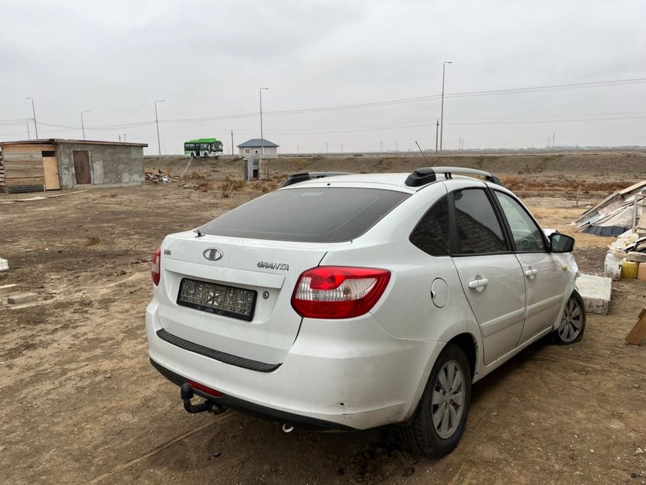 Лада Гранта Лифтбек 2017