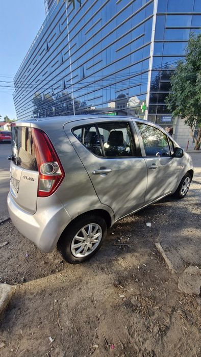 Vând Suzuki  Splash