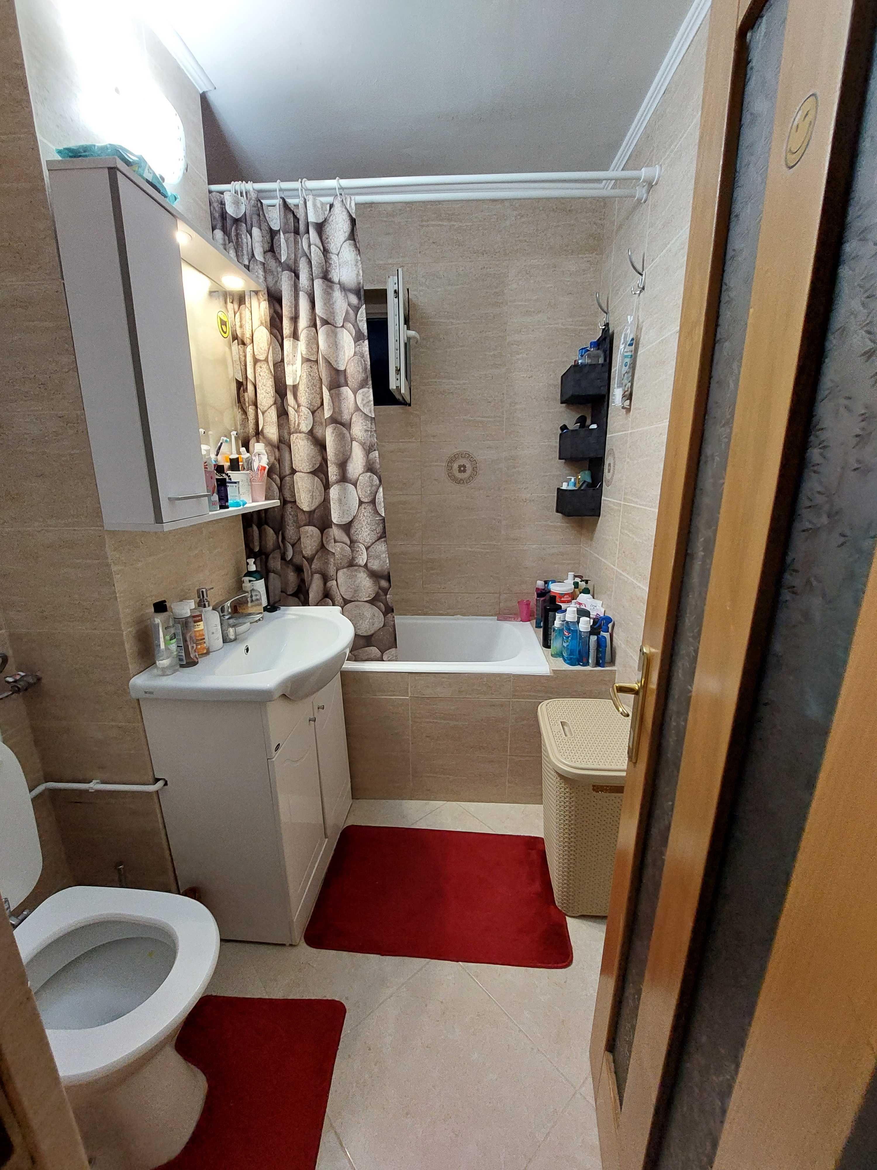 Vand apartament 2 camere Câmpina