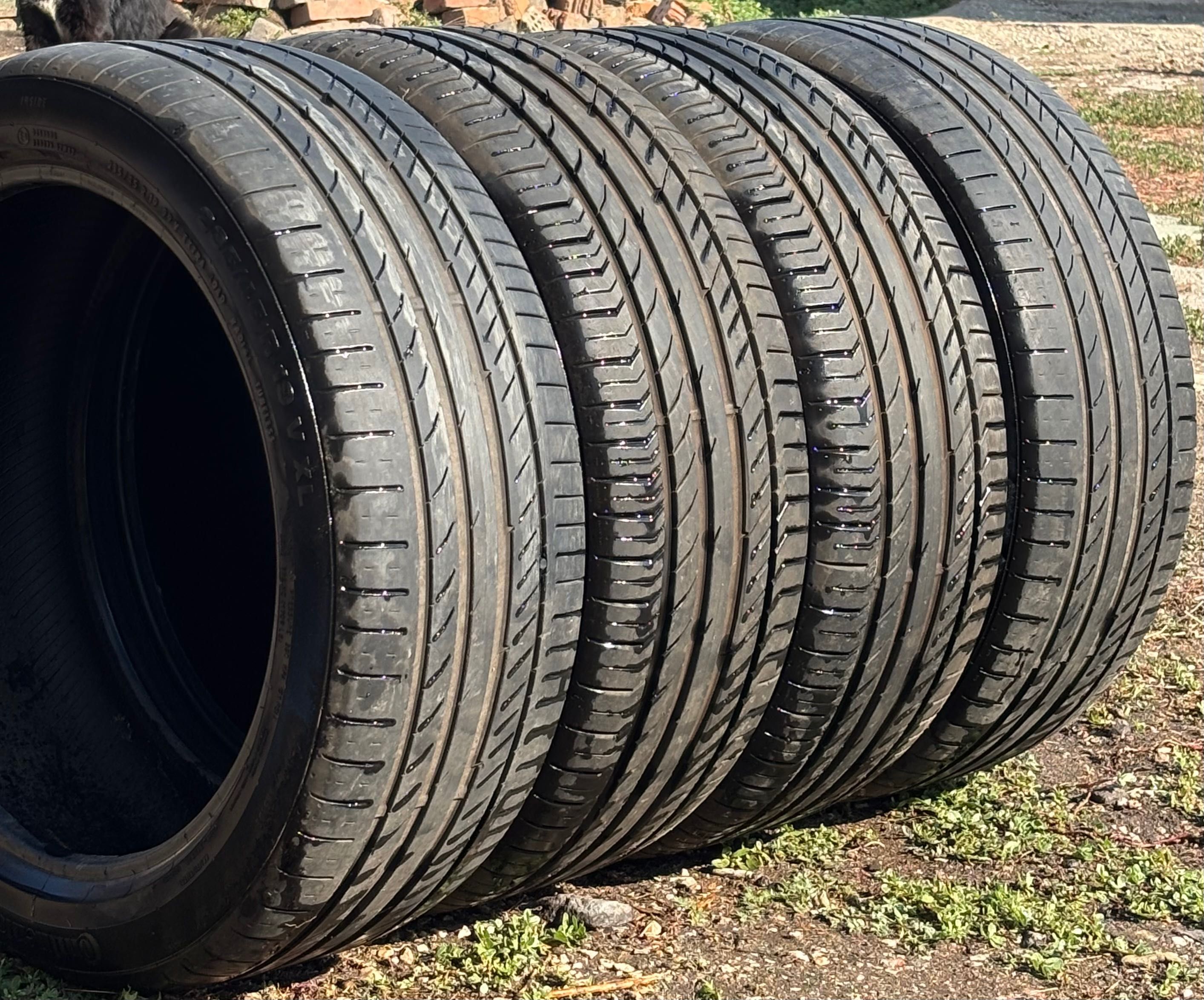 235/45/19 CONTINENTAL като нови