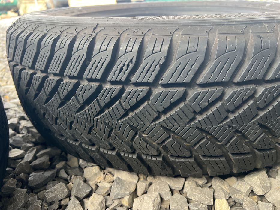 Goodyear 225 65 17