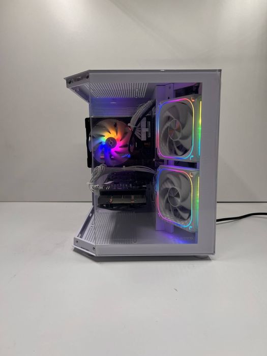 Sistem PC Gaming Vanguard Compact - Intel i5-8500, GTX 970 4GB, 32GB