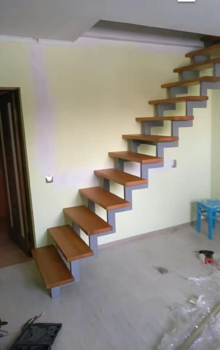 Scari de interior