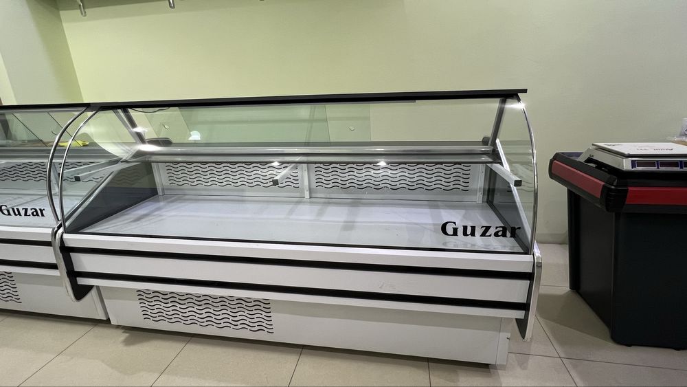 Витринный холодильник