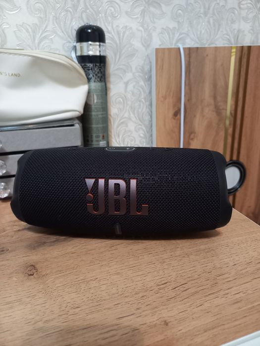 Продам - JBL Charfe 5Колонка