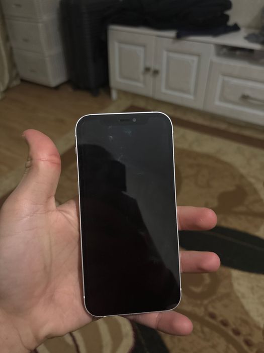 iPhone 12 128gb akkum 86 обмен есть дисплей не работает