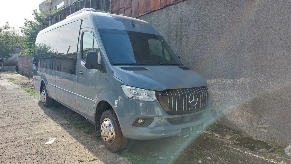 Mercedes Sprinter Microbuz 21 loc  nou