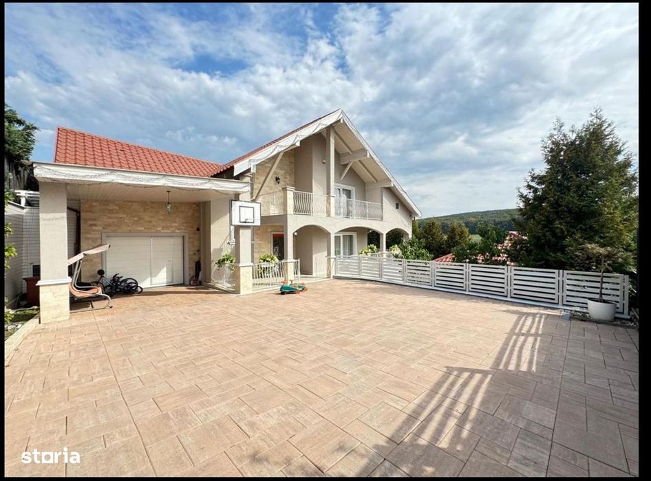 Casa  Premium 6 camere,5 băi, Piscină, saună, 768 mp teren,