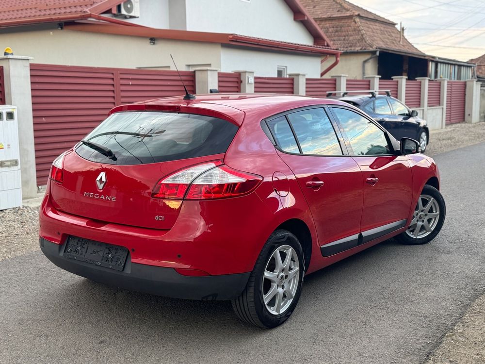 Renault megane 1.5dci 2012 euro5 navigatie senzori parcare