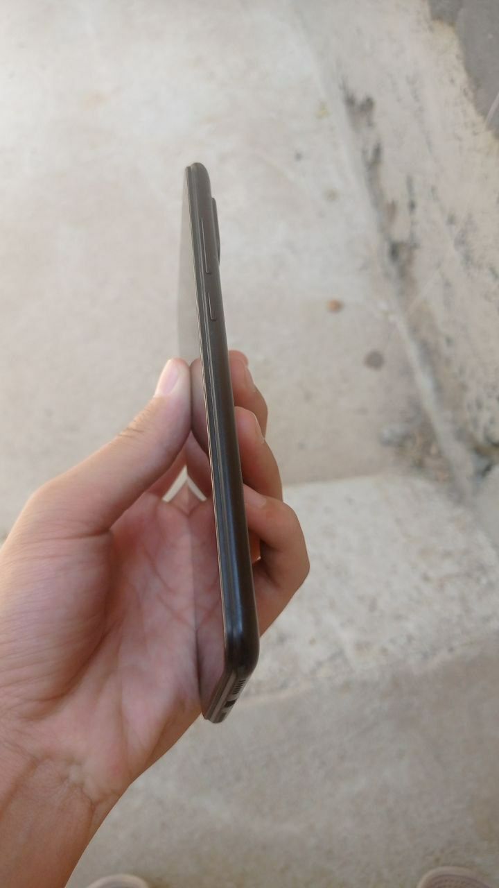 Redmi note 6pro 32talik zavodskoy ekran qirilmagan abmen bor