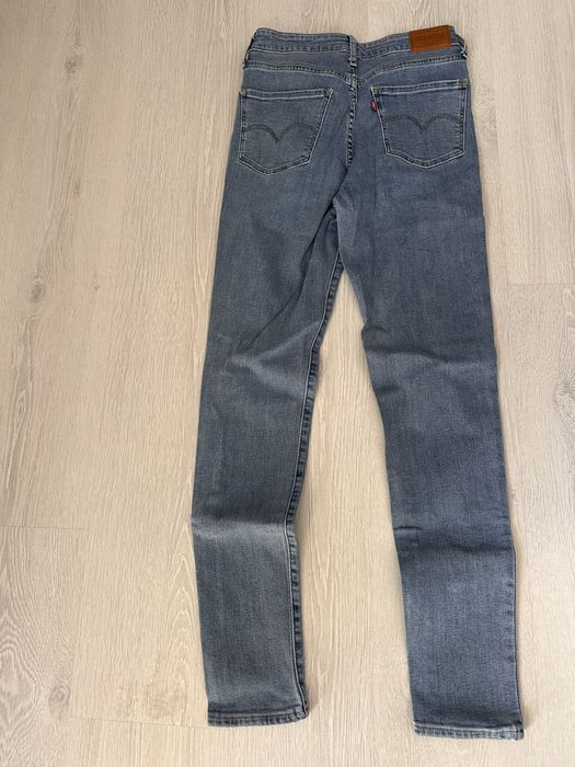 Дънки еластични Levi's