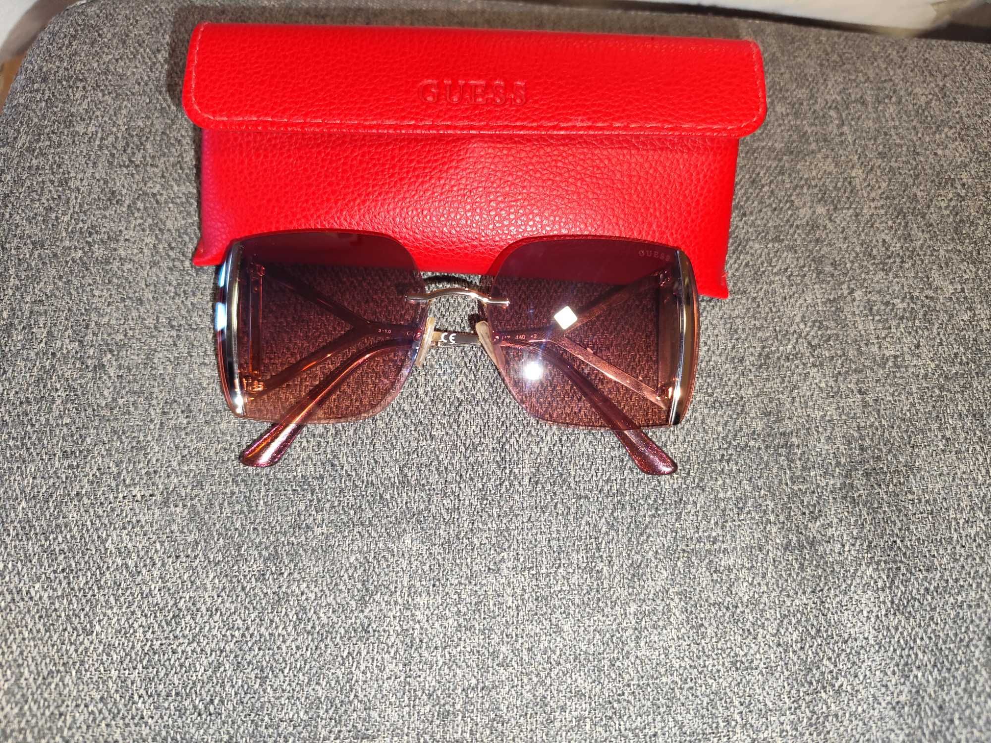 слънчеви очила на Guess