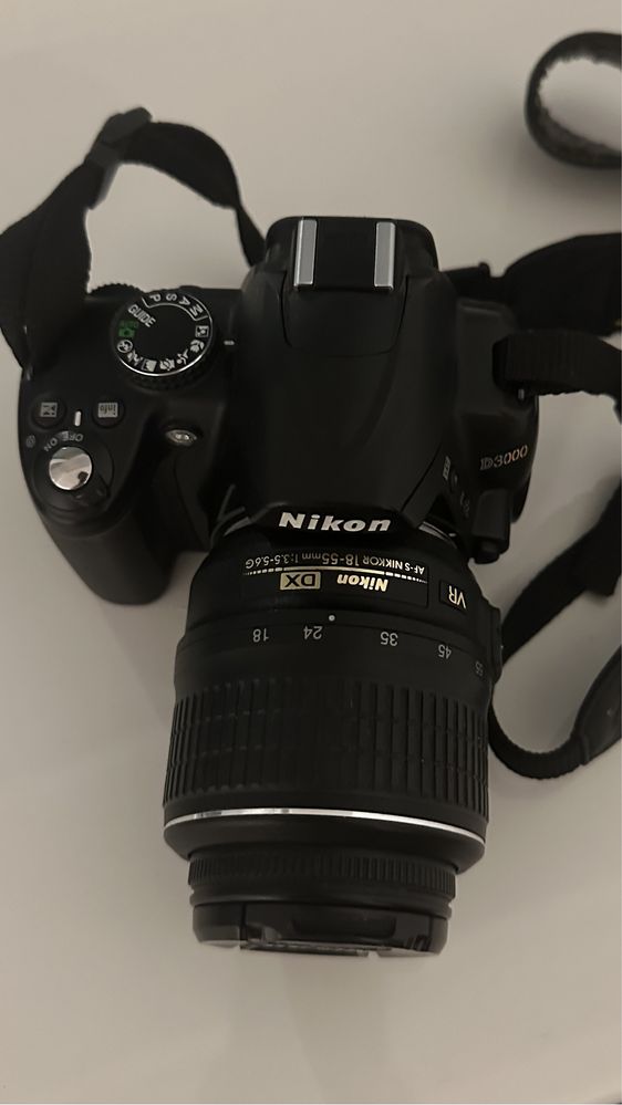 Nikon D3000 DSLR