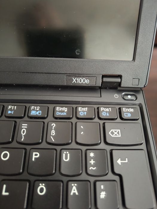 Dezmembrez Lenovo think pad x100e Intel dual core