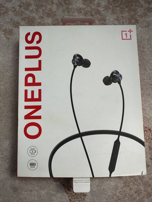 Продам One plus Bullets Wirelees Z