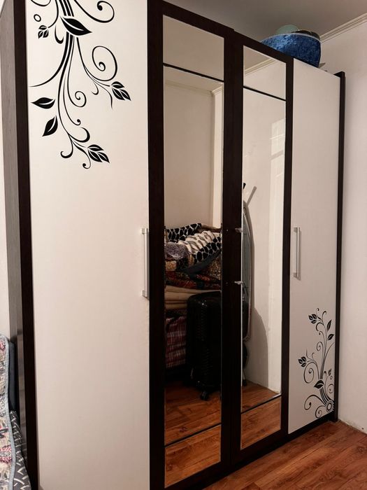 Шкаф в отличном состоянии