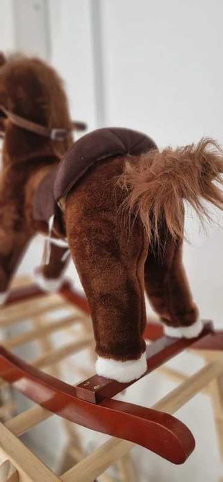 Balansoar calut cu sunet, muzica si miscare