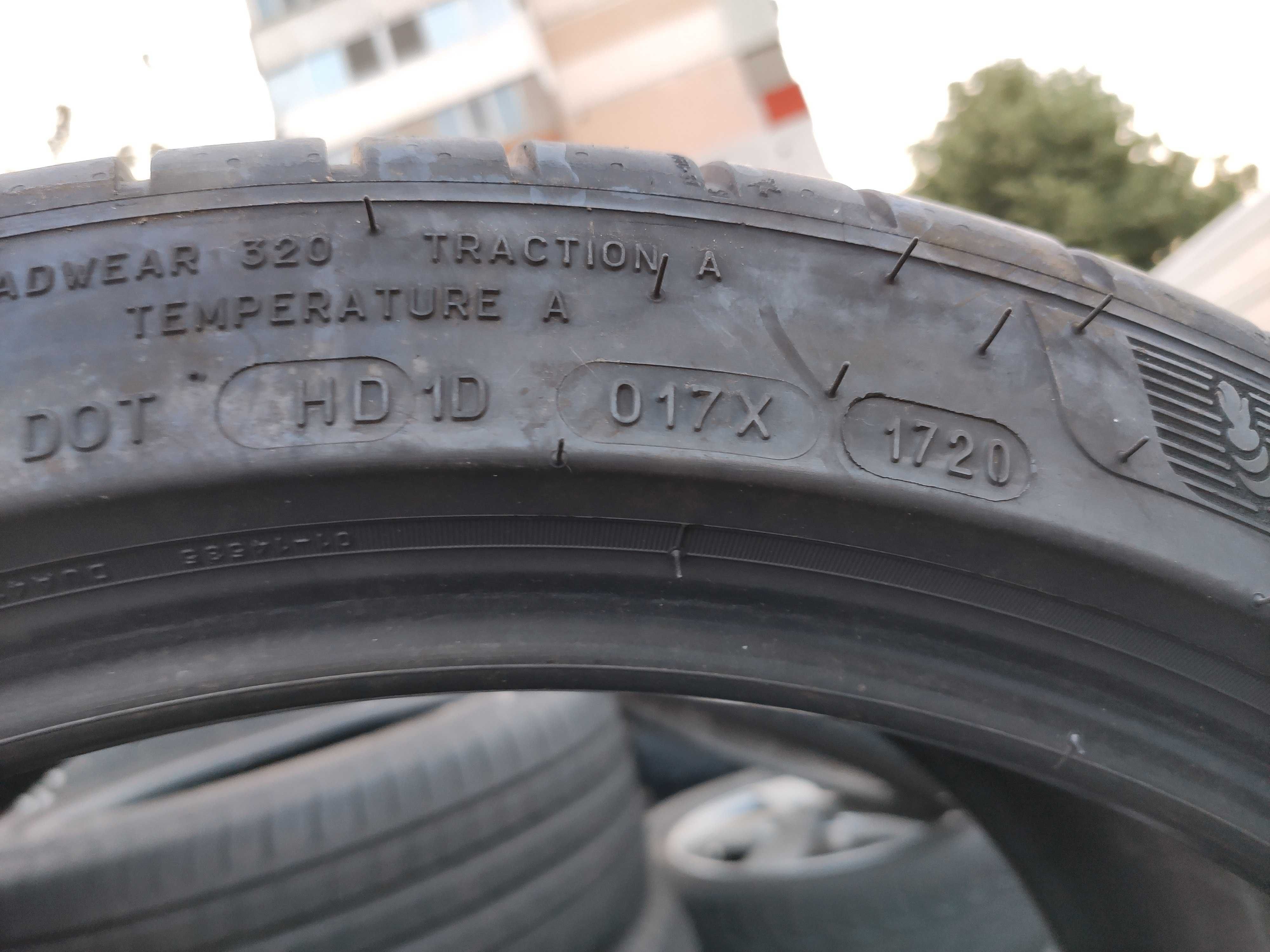 2бр Летни гуми 275 35 19 - Michelin Runflat