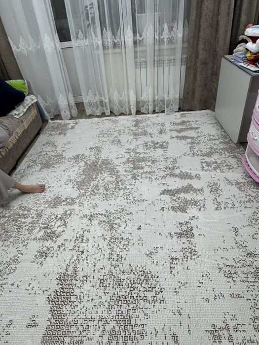 Продам новый ковер