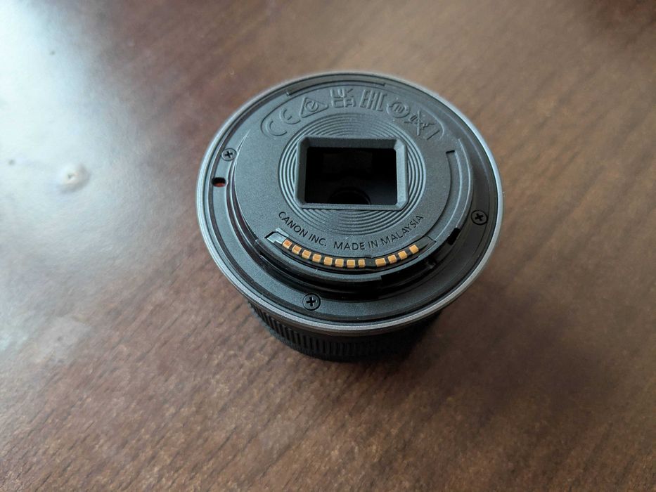 Canon rf-s 18-45mm f/4.5-6.3 is stm