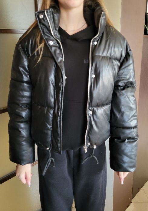 Дамско яке Bershka, размер S, черно