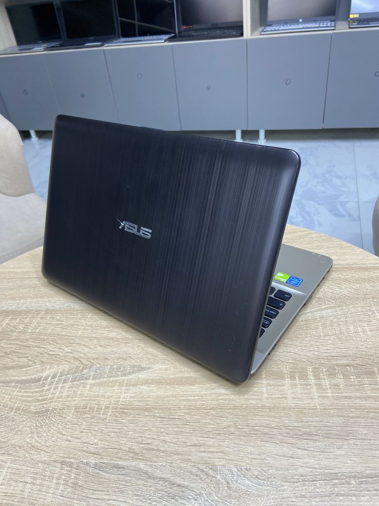 Ноутбук ASUS для работы | Pentium N4200 | 4GB | 920MX