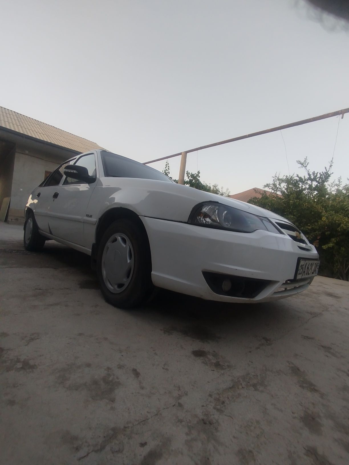 Nexia 2 1.6 donc sotiladi