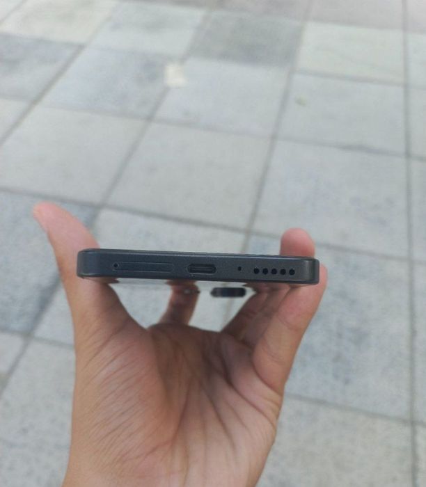 Redmi 13 note 256 ga 8+4