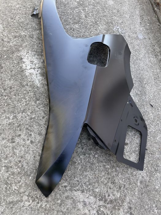 Aripă dreapta spate skoda superb 3.v.