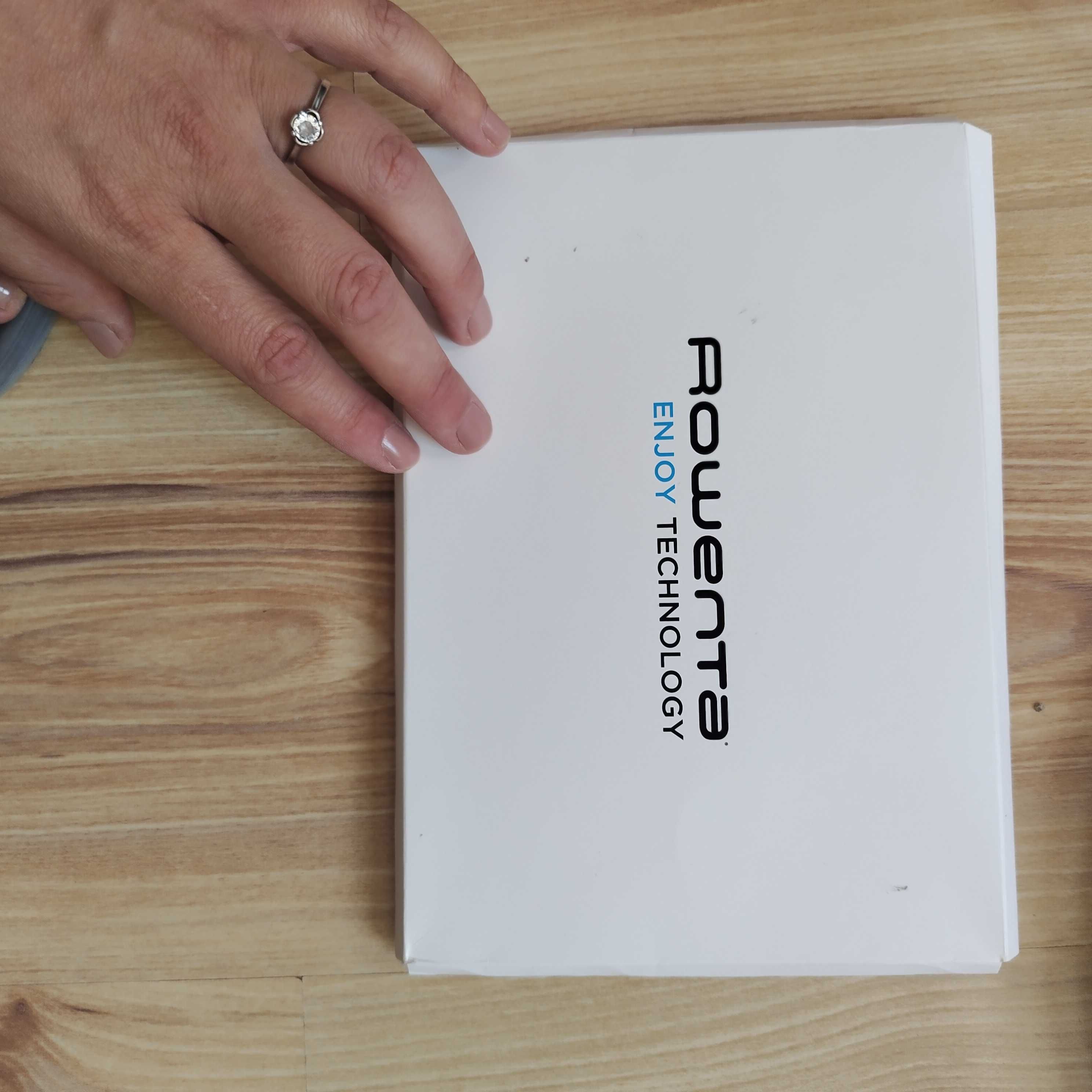 Робот прахосмукачка Rowenta explorer serie 40