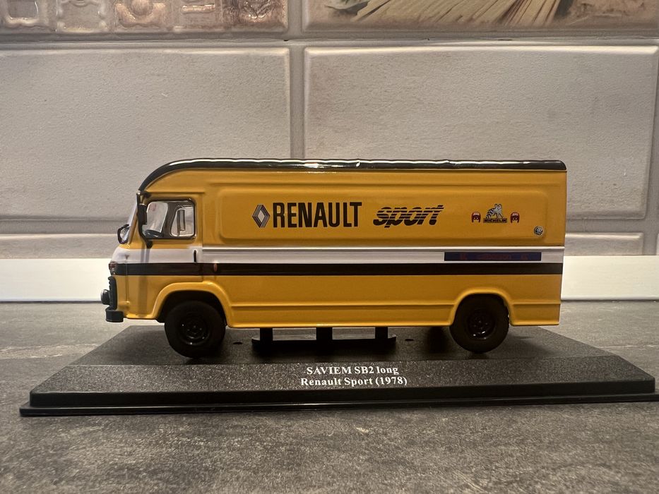 Macheta Saviem SG2 Long colectia Renault Sport