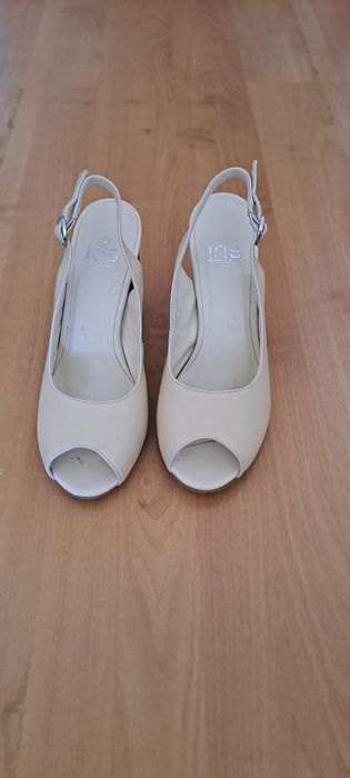 Германский женский обувь