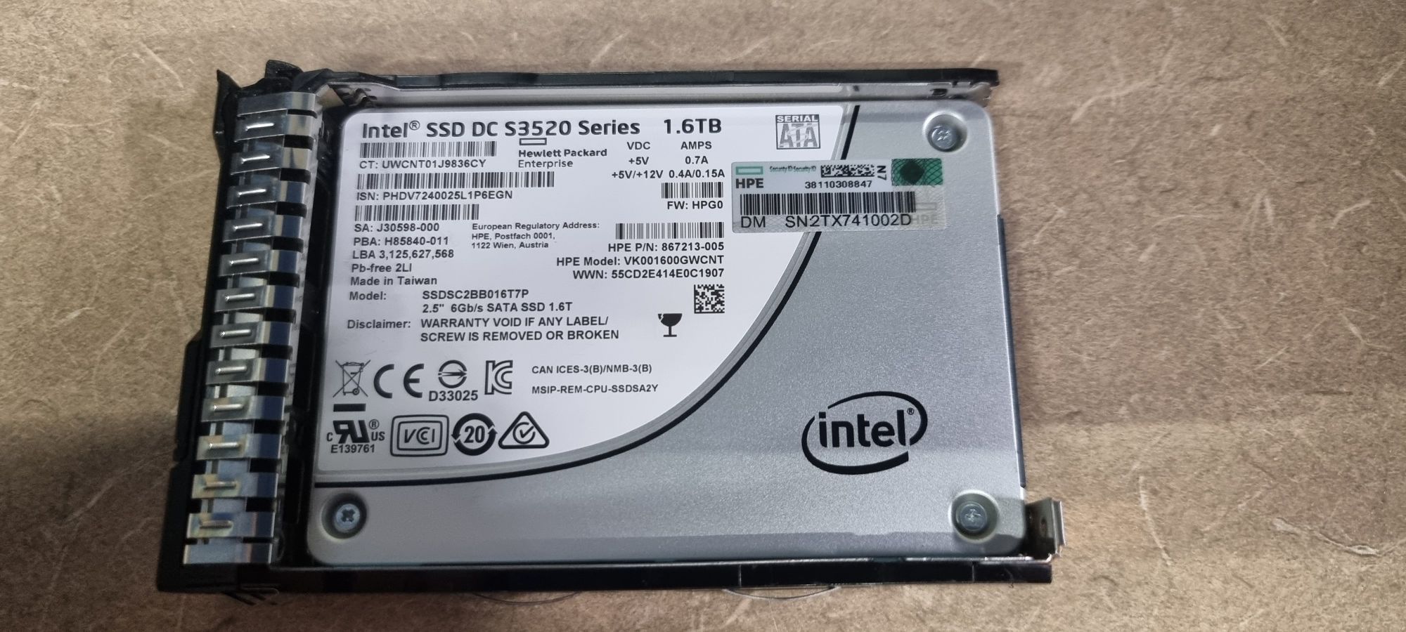 Hard Drive SSD Intel DC S3520 1.6TB
