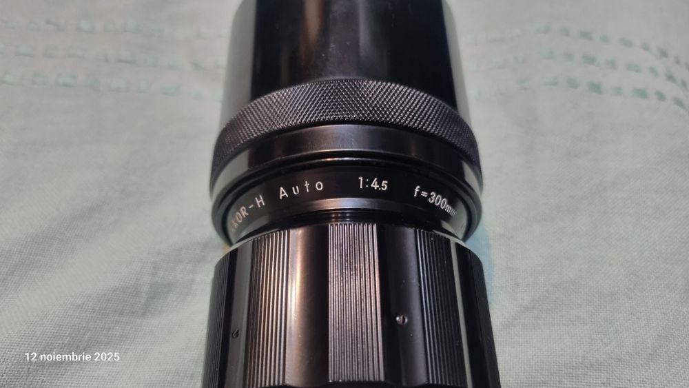 Aparat foto vintage Nikon N 4004, obiectiv foto Nikon