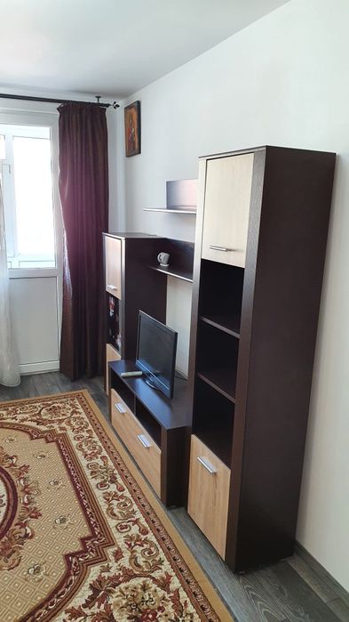 Inchiriez ap 2 camere ultracentral