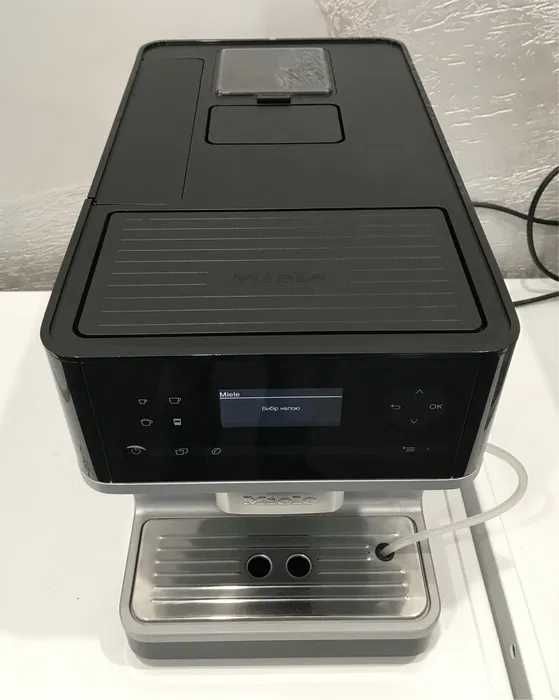Кафе машина Miele CM 61