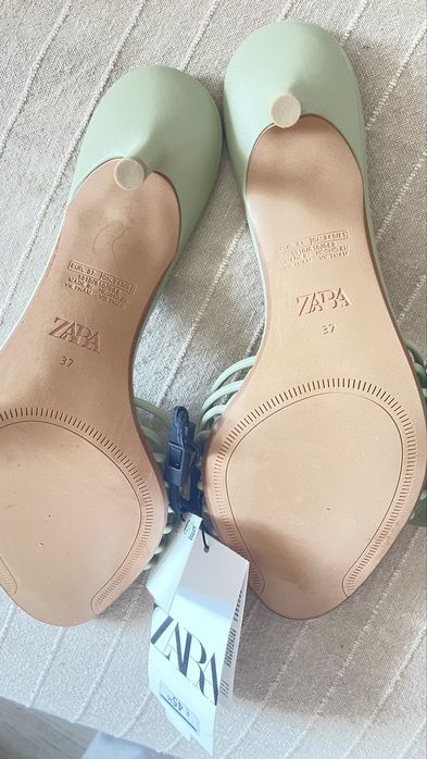 Чехлички от Зара