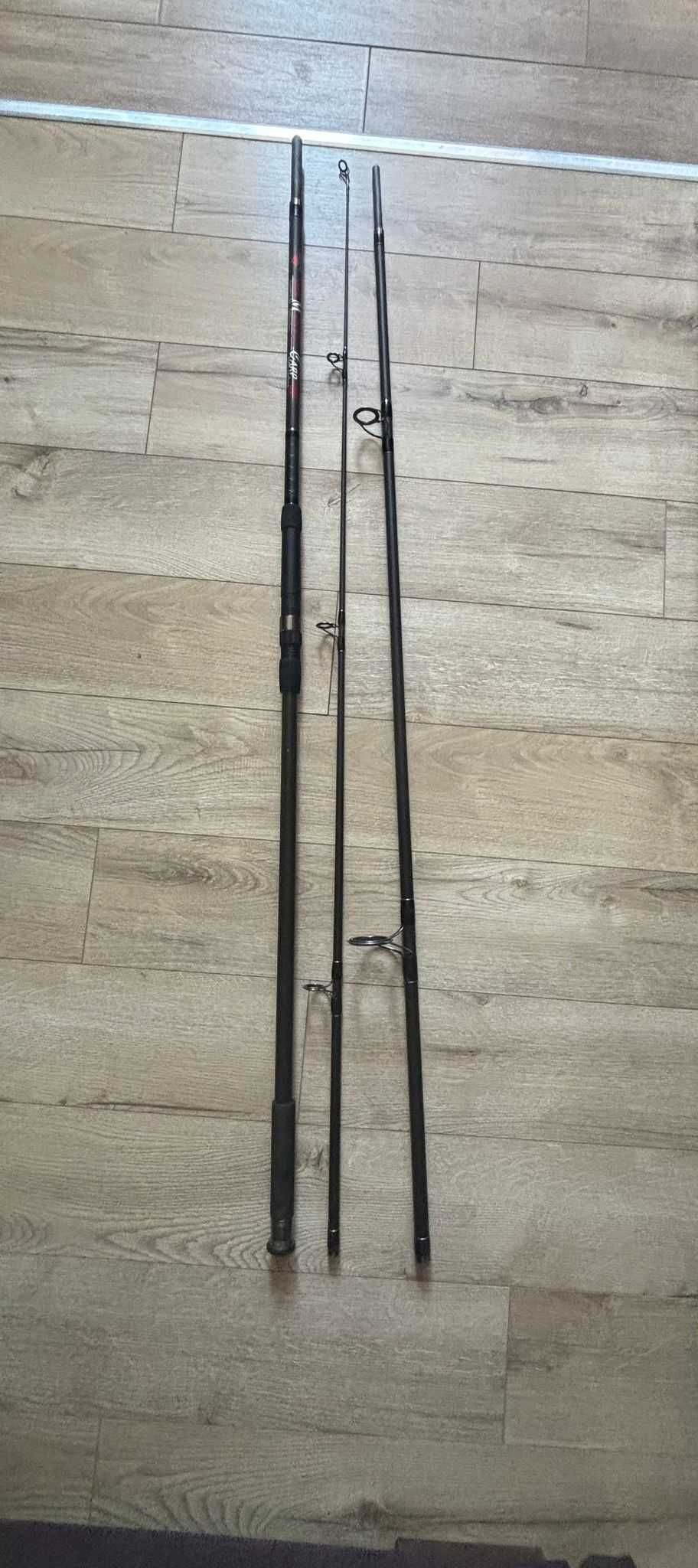 Vand SET DE 3 Lansete+3 Mulinete+husa de transport  stare buna!