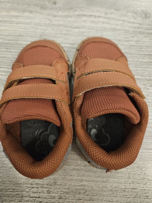 Papuci cu scai size 22 EU / US 6 / UK 5/ 13.5 CM