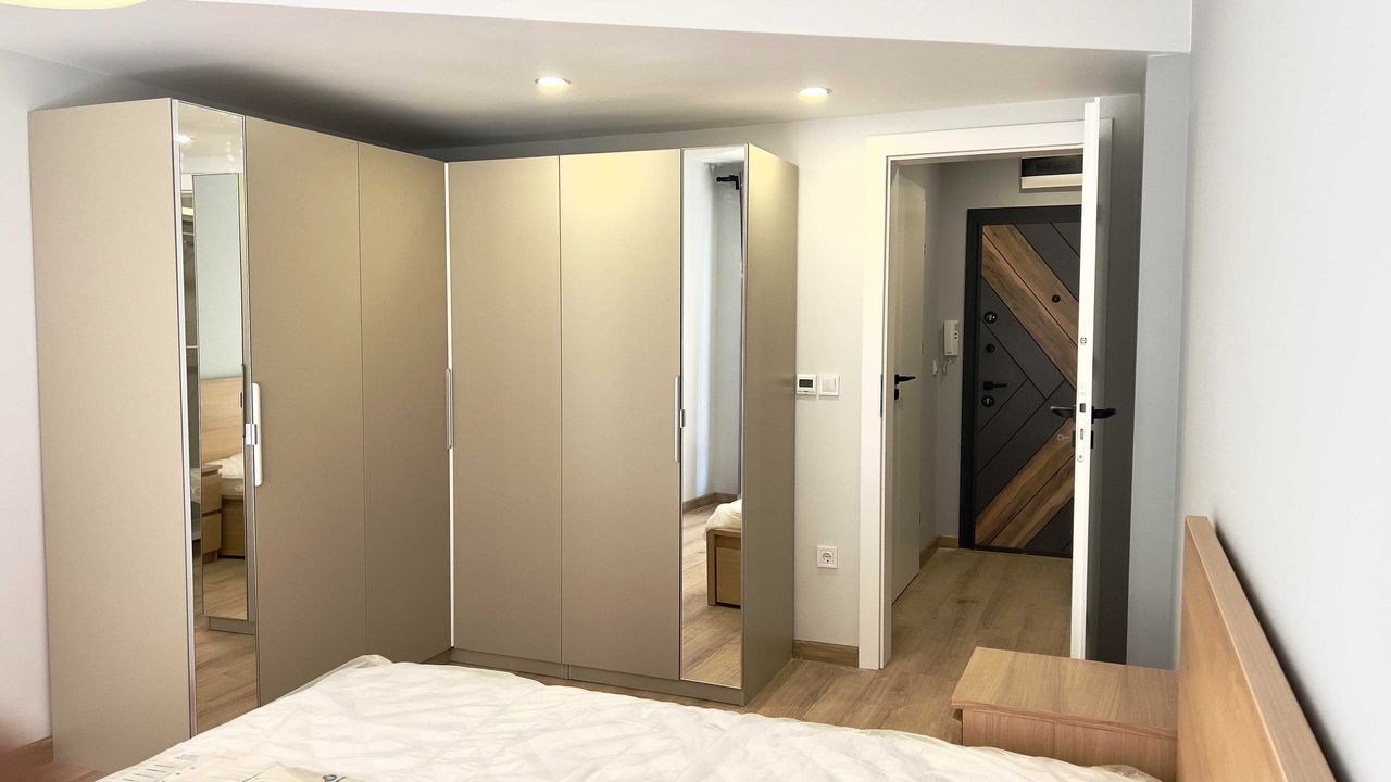 Дава се под наем Двустаен апартамент в Варна, Бриз - 70 кв.м за 750 € - Снимка #11