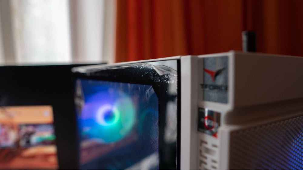 Pc Gaming Ryzen 7 5700  RTX 4060 NOU