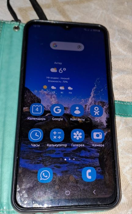 Продам смартфон самсунг а13