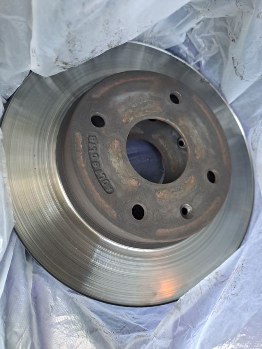 Срочно продаётся Опорный диск  Lacetti