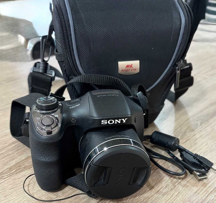 Фотоапарат Sony Cyber-Shot DSC-H300